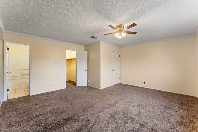Building Photo - 6863 Cypress Mist Dr