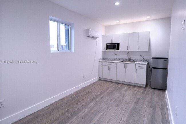 Building Photo - 14420 SW 74th St