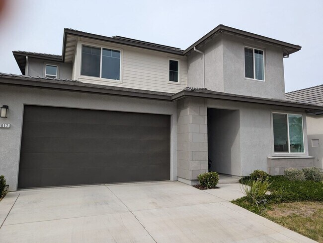 Building Photo - Spacious 4BR, 3.5 bath House in River Isla...