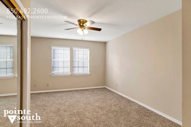 Building Photo - 200 Parma Dr