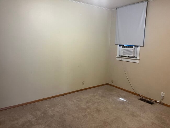 Building Photo - Market Street