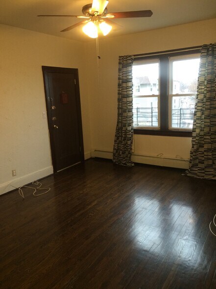 Building Photo - 86 Edgewood Ave