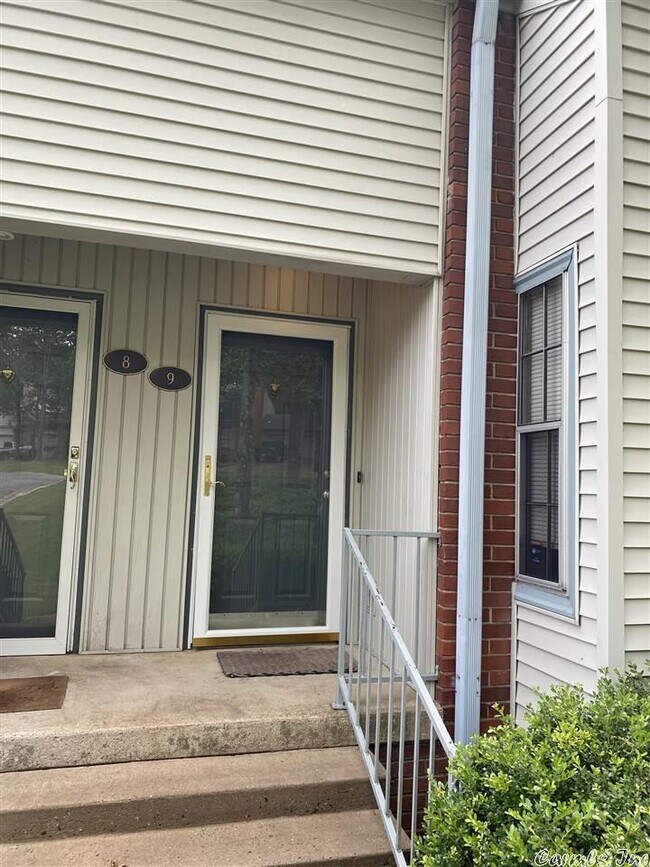 Building Photo - 2221 Wentwood Valley Dr