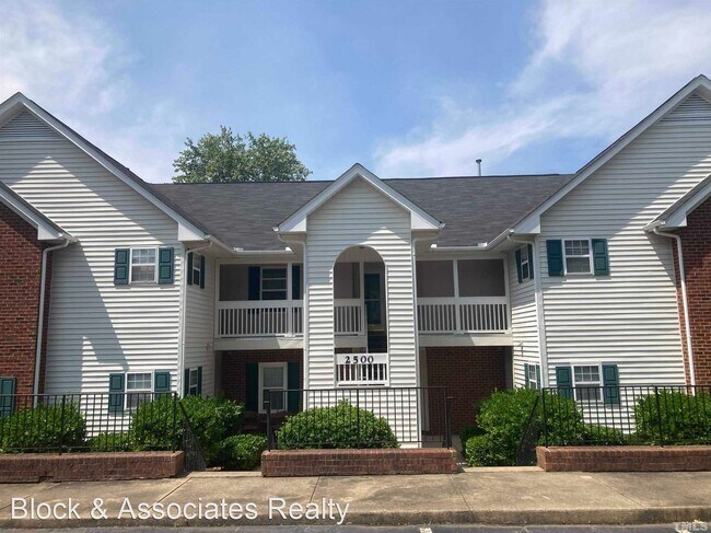 Primary Photo - 2 br, 2 bath House - 2522 Wellington Ridge...