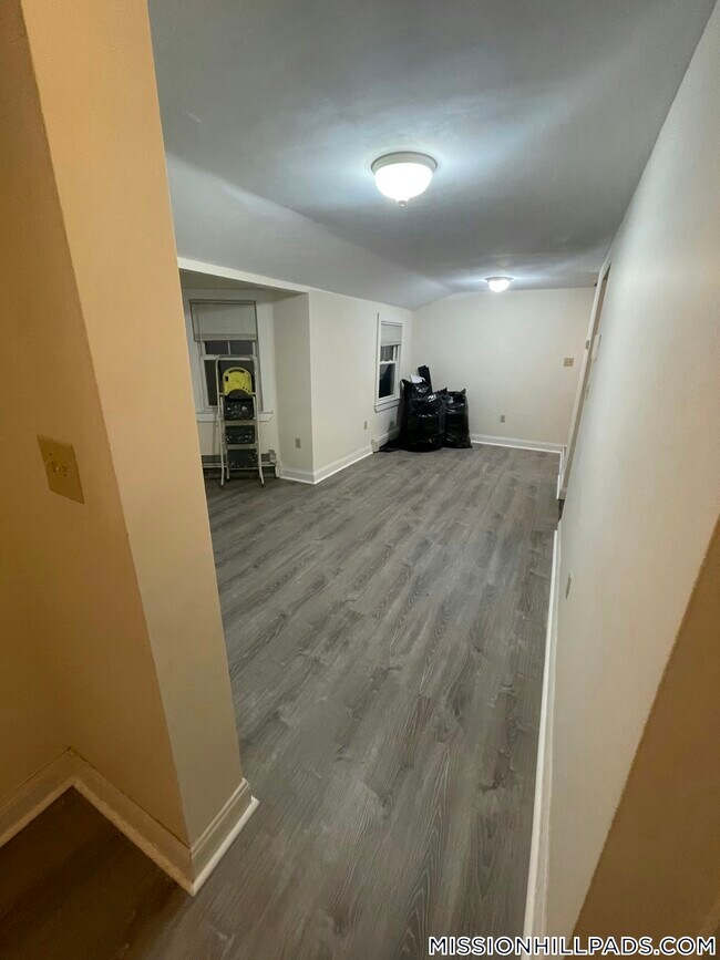 Building Photo - 40 Winthrop St