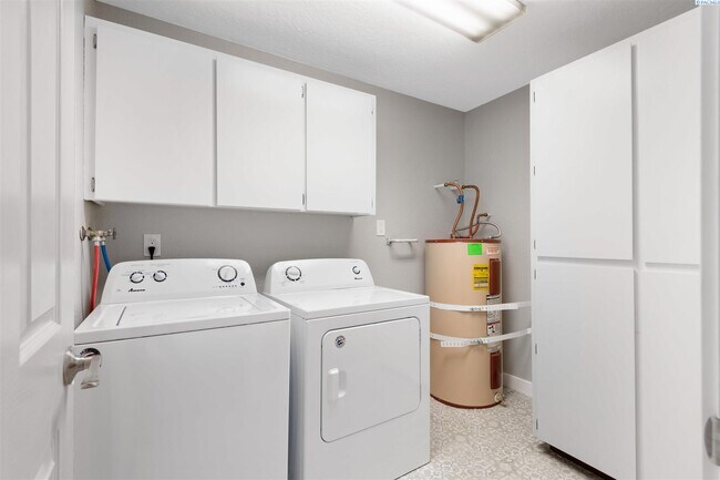 Building Photo - FURNISHED Condo at Meadow Springs Country Club