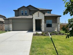 Building Photo - 425 Salt Springs Rd