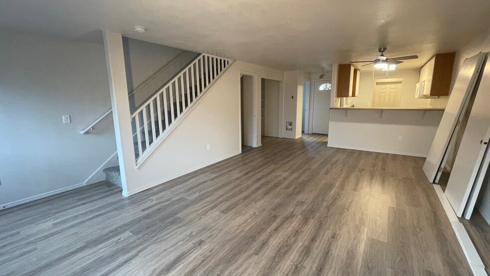 Greatroom - 508 NE Negus Loop