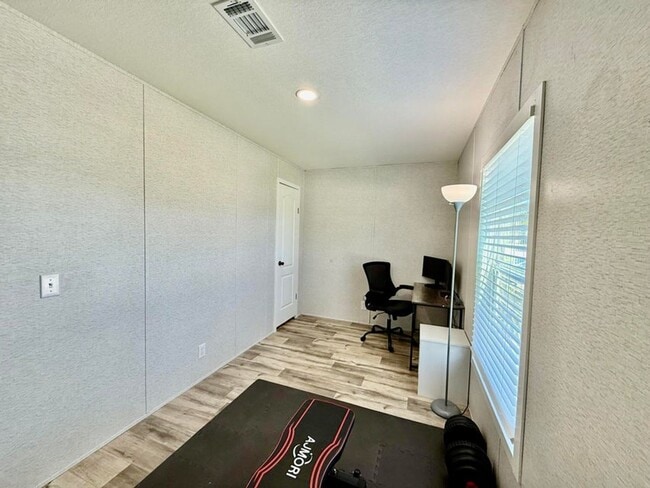 Building Photo - Hobe Hideaway Annual Rental in Hobe Sound