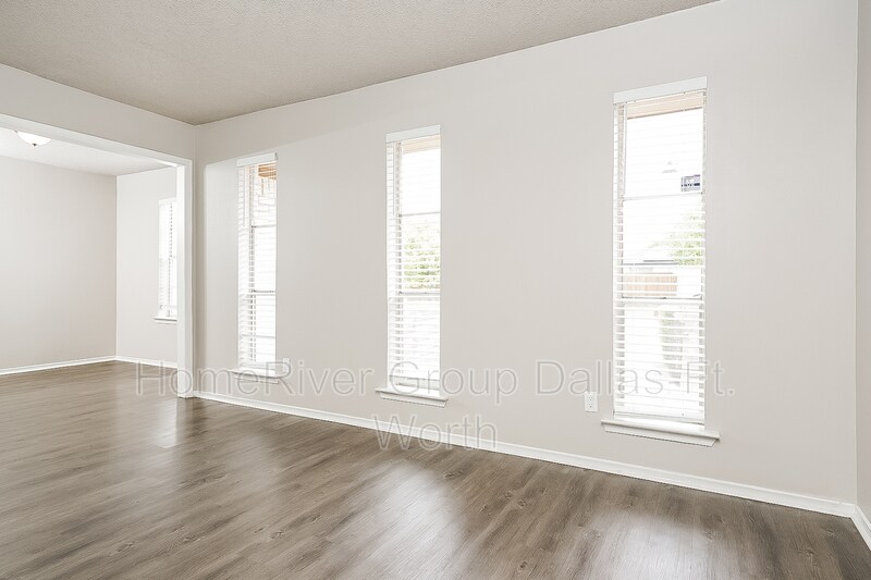 Building Photo - 8258 Westrock Dr