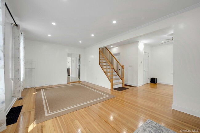 Building Photo - 426 Jefferson Ave