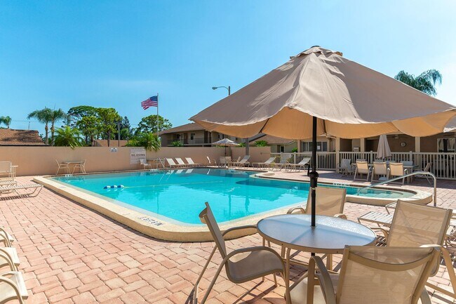 Building Photo - Conveniently located Unfurnished 2-bed, 2-...