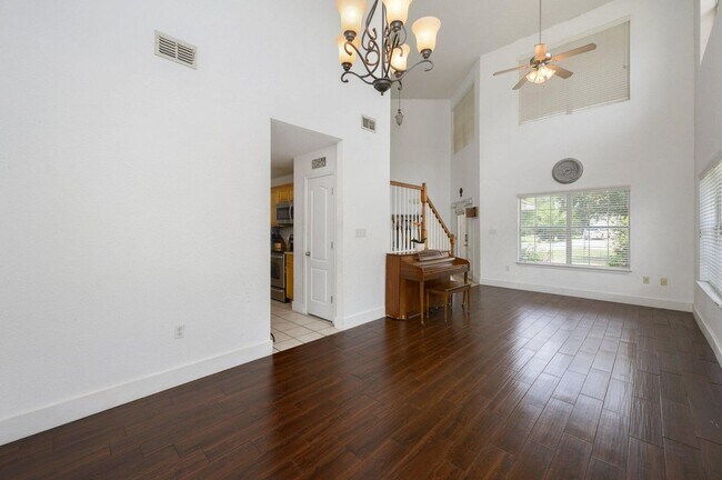 Building Photo - PRICE DROP!! Wonderful 4-Bedroom in Driftwood Estates