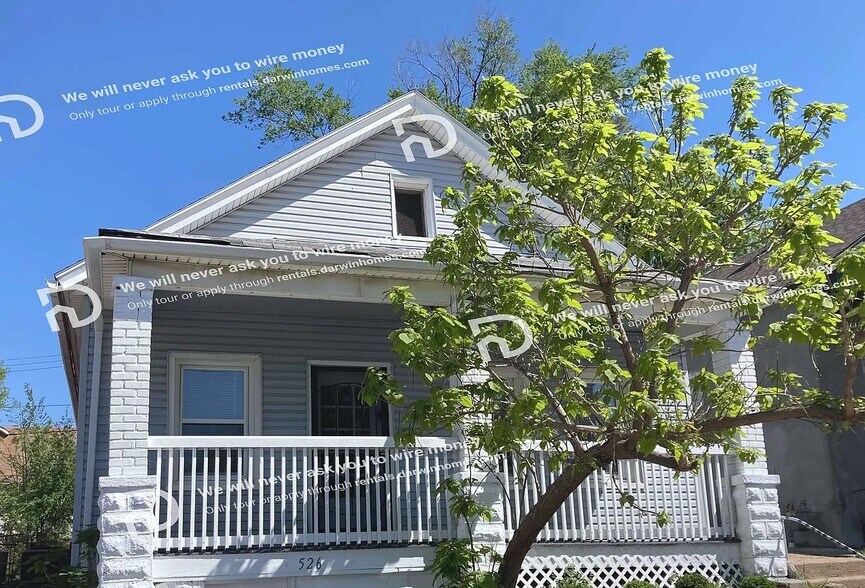 Primary Photo - 526 Tauromee Ave