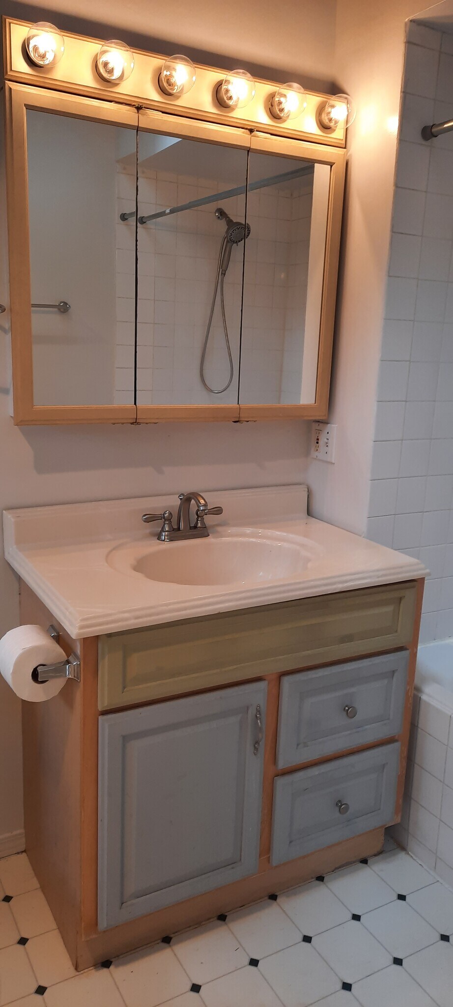 Bathroom - 1708 Sapphire Trl