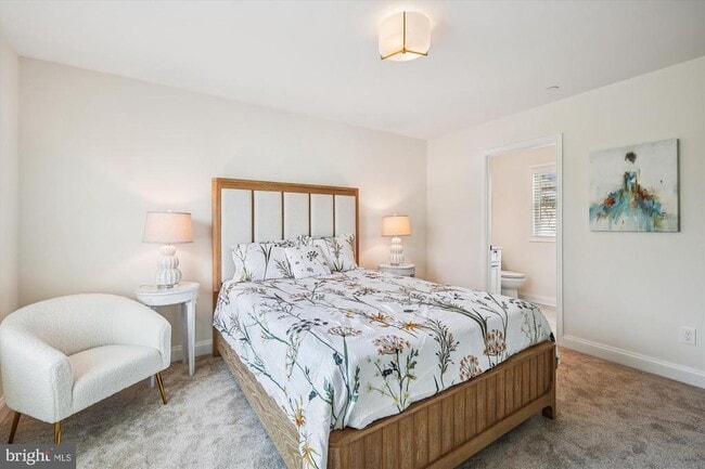 Building Photo - 607 North St