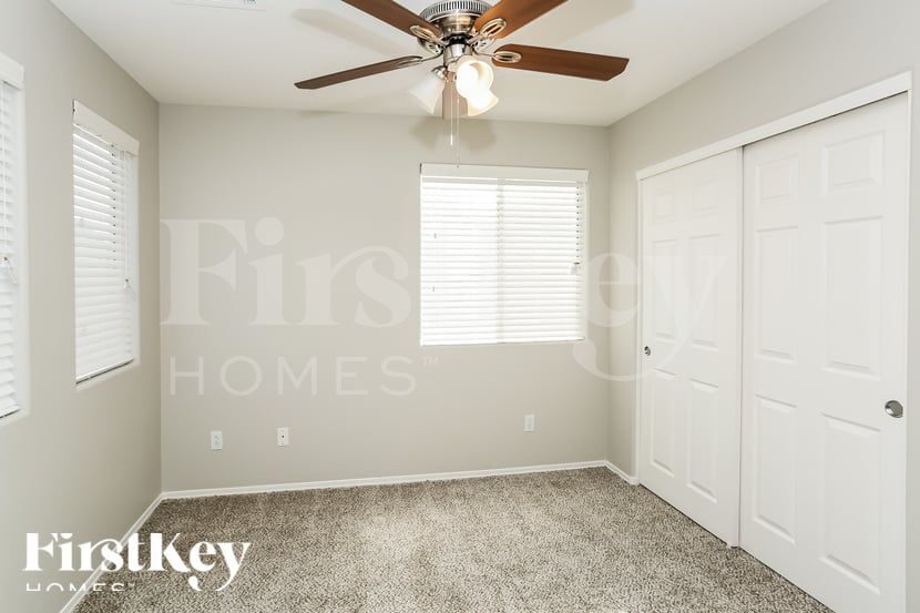 Building Photo - 7225 N Harbow Ridge Pl