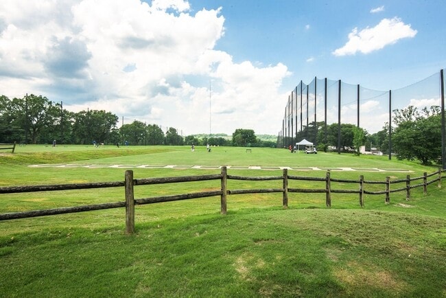 Building Photo - 312 Sloan Rd