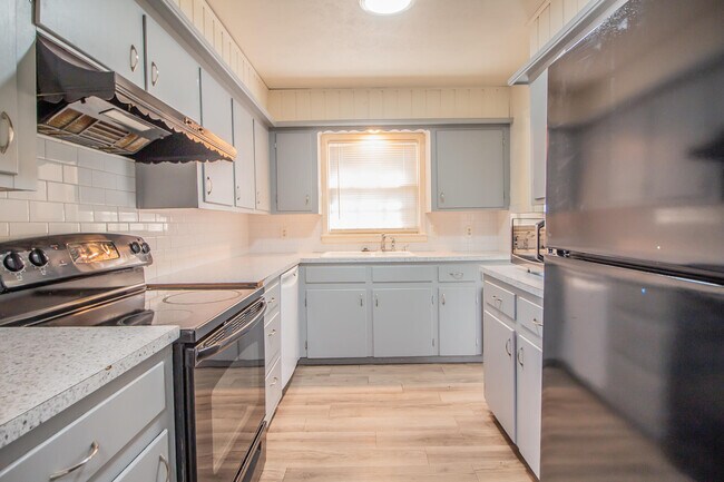 Building Photo - 5306 Gary Ave