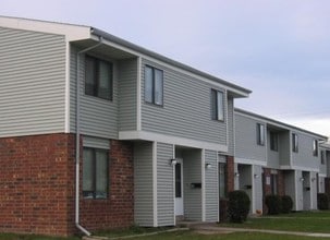 Building Photo - Diamond View