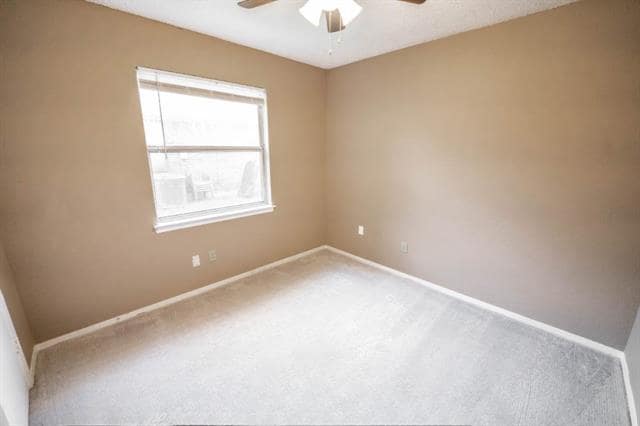 Building Photo - 1811 San Rafael St