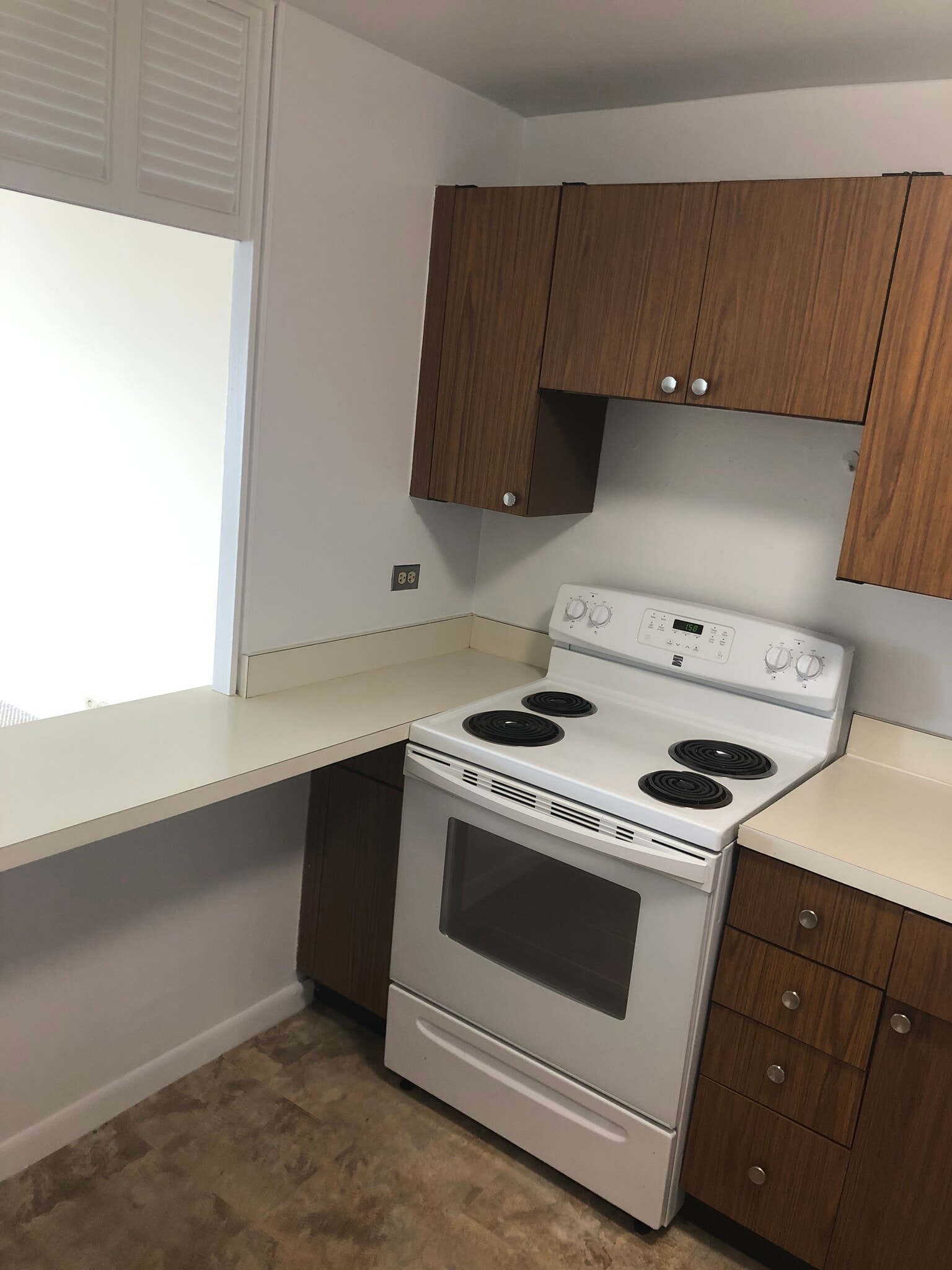 Building Photo - 1560 N Sandburg Ter