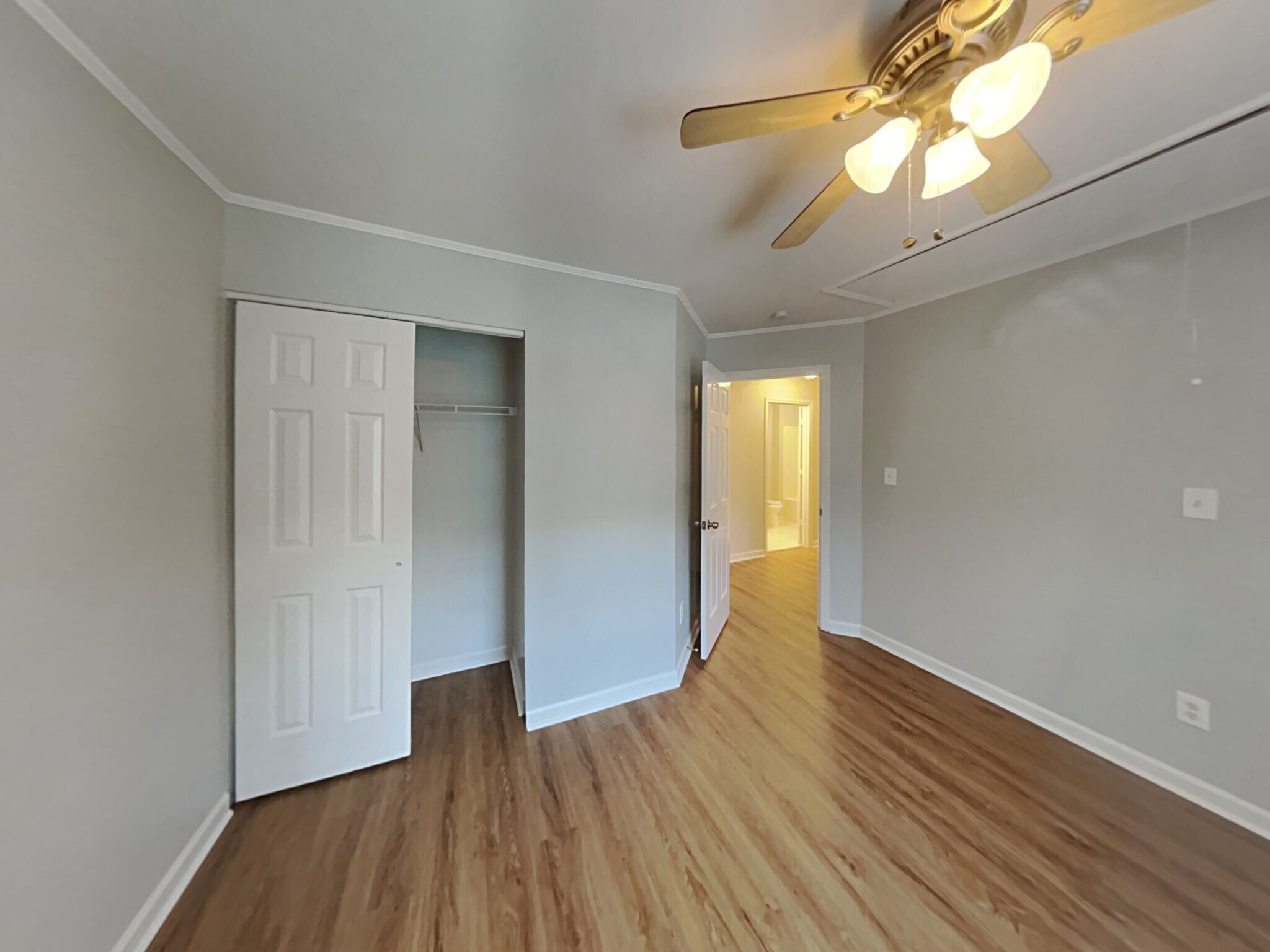 Building Photo - 6 Creeks Edge Ct