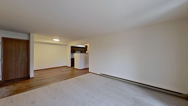 Building Photo - Renovated 1 Bedroom/1 Bathroom Lower Unit Available