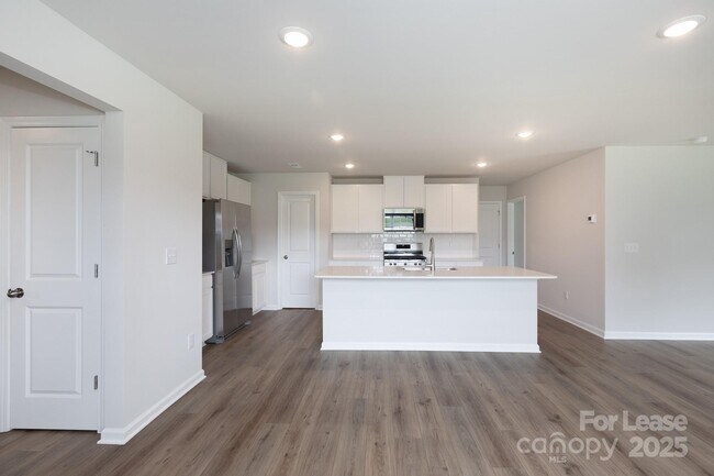 Building Photo - 10350 Chatham Run Ln