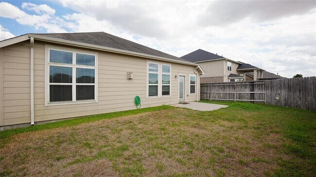 Building Photo - 26922 Mustang Retreat Ln