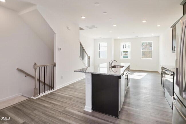 Building Photo - 3615 Elm Grv Ln