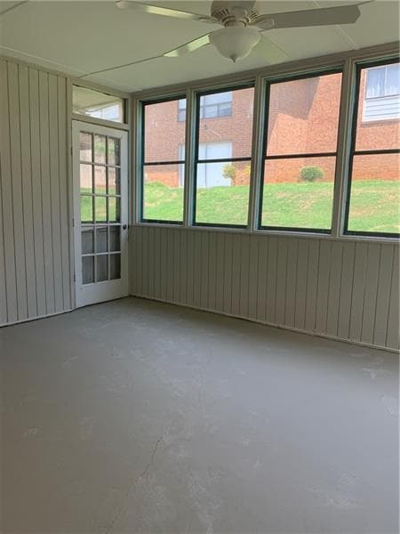 Building Photo - 145 Northwood Dr