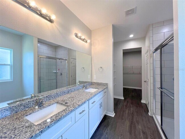 Building Photo - 3442 Cup Dr