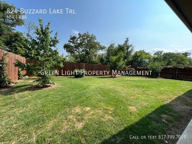 Building Photo - 824 Buzzard Lake Trl