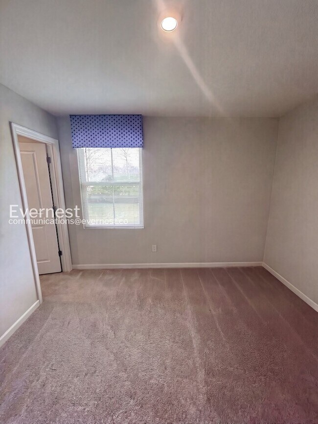 Building Photo - 1016 Concord Springs Dr