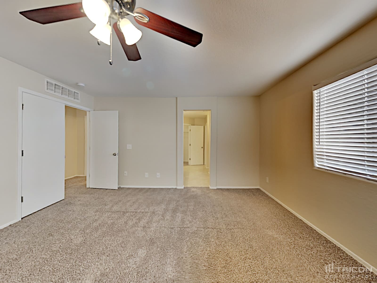 Building Photo - 2405 N 92nd Ln