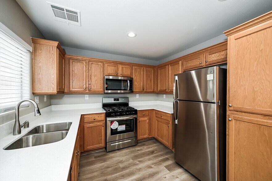 Building Photo - 7489 S Dune Sunflower Ct