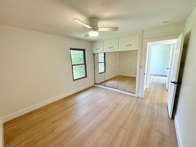 Building Photo - 1909 N Abbie Way