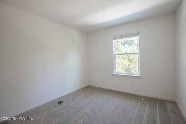 Building Photo - 11657 Hickory Oak Dr