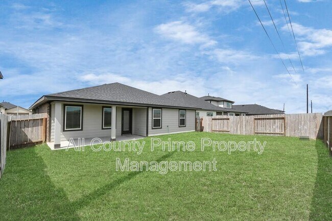 Building Photo - 29935 Gallatin River Ln