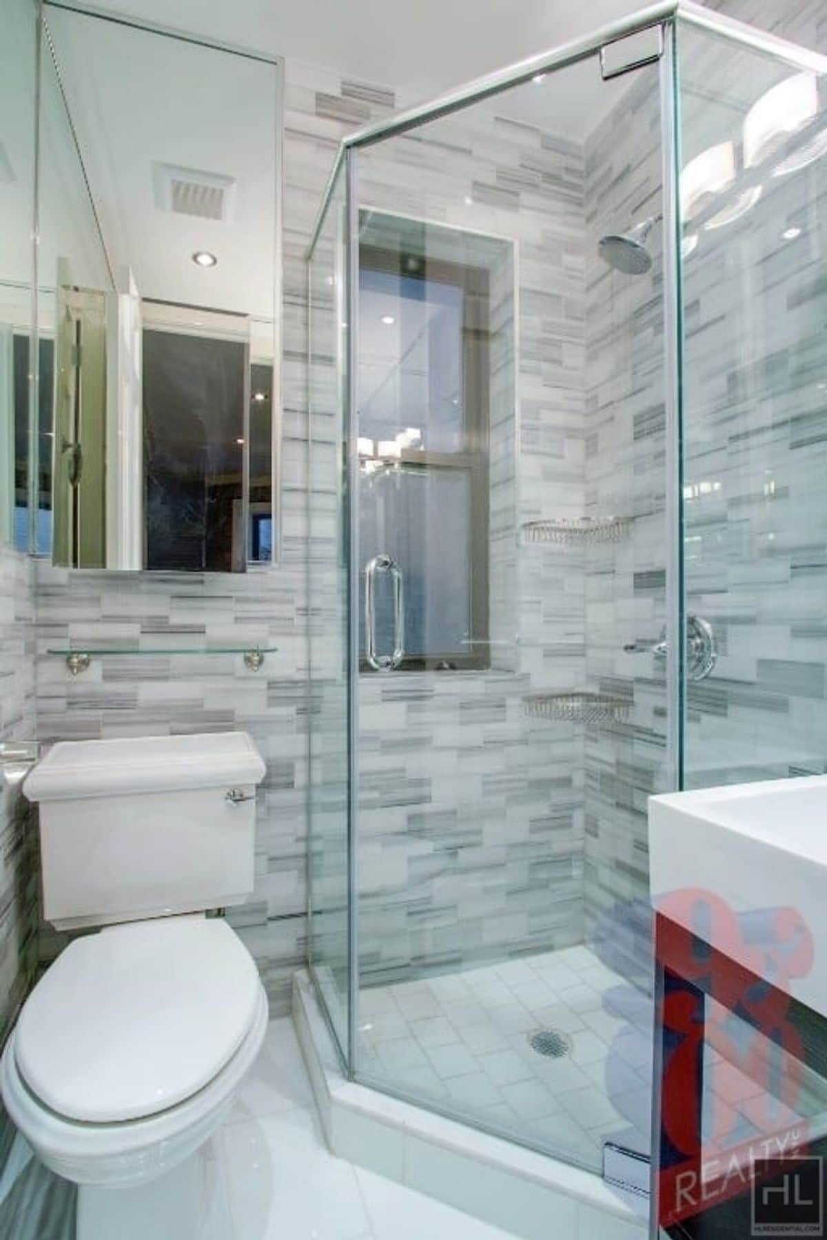 Building Photo - Avenue B