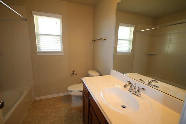 Building Photo - 9103 Arvada Bay Ct