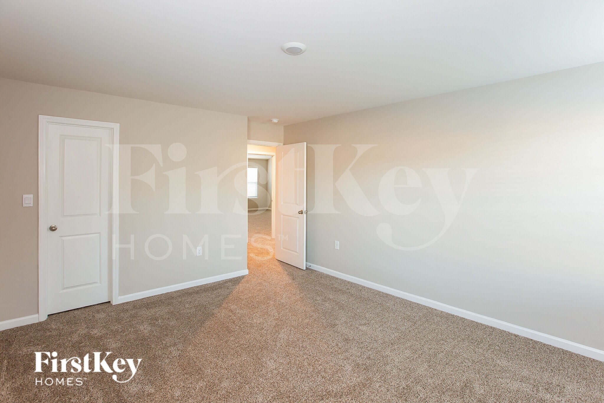 Building Photo - 711 Saddlebred Ln