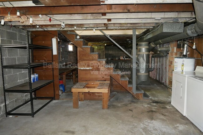 Building Photo - 1406 NW 61st St