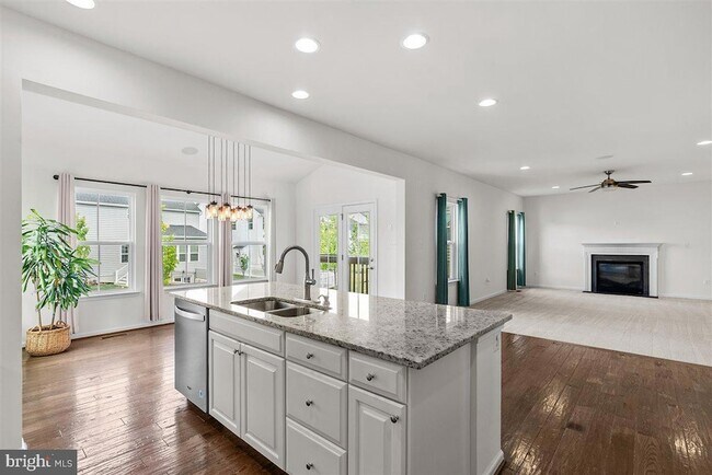 Building Photo - 109 Emperor Dr