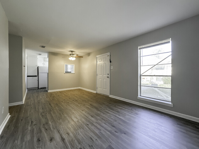 Living Room - 4539 Dakota St