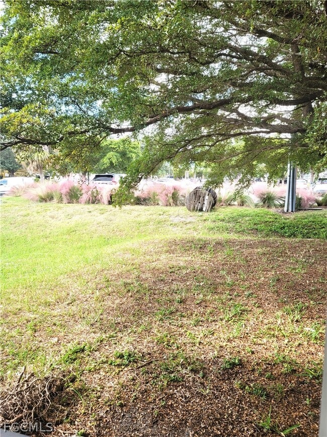 Building Photo - 1014 Country Club Blvd