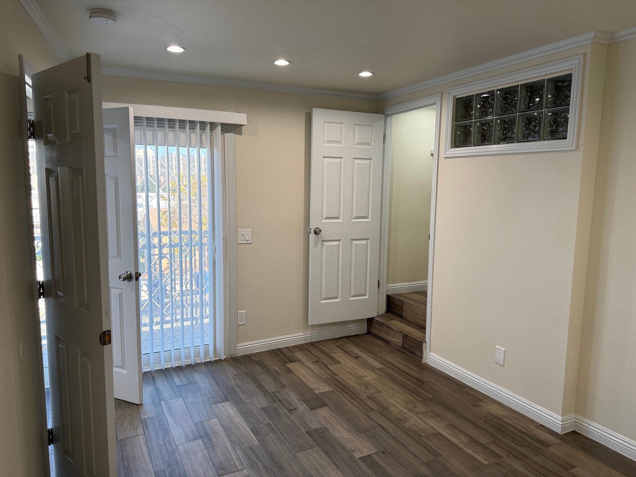 Building Photo - 11256 San Lucas Dr