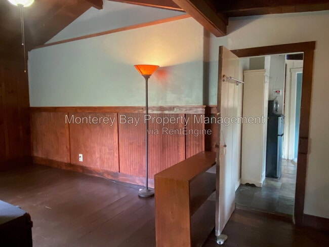 Building Photo - 18100 Cachagua Rd