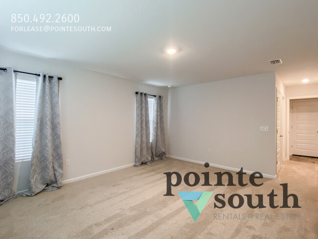Building Photo - 5554 Guinevere Ln